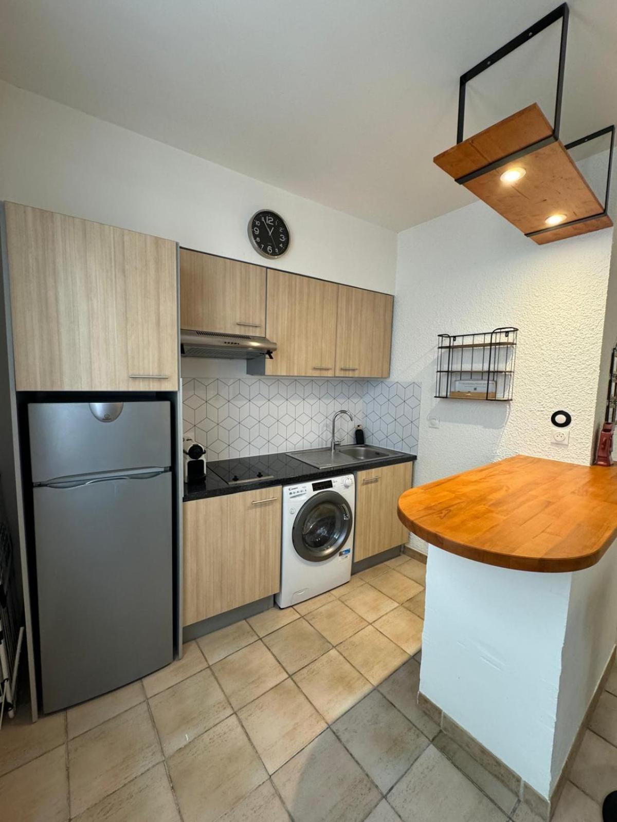 Charmant Appartement En Hypercentre De Castelnaudary Bagian luar foto